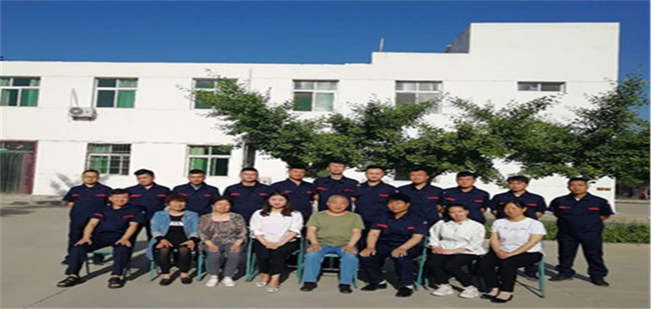 西安碳?xì)溆蛦T工合影 西安碳?xì)溆蛦T工合影